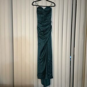 Elegant long emerald green satin dress